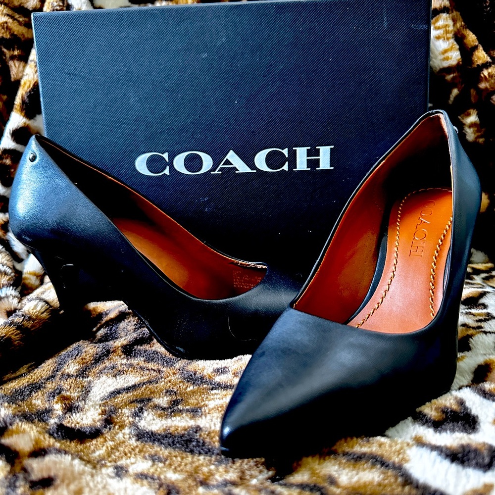 New Coach Pumps Black Size 5.5